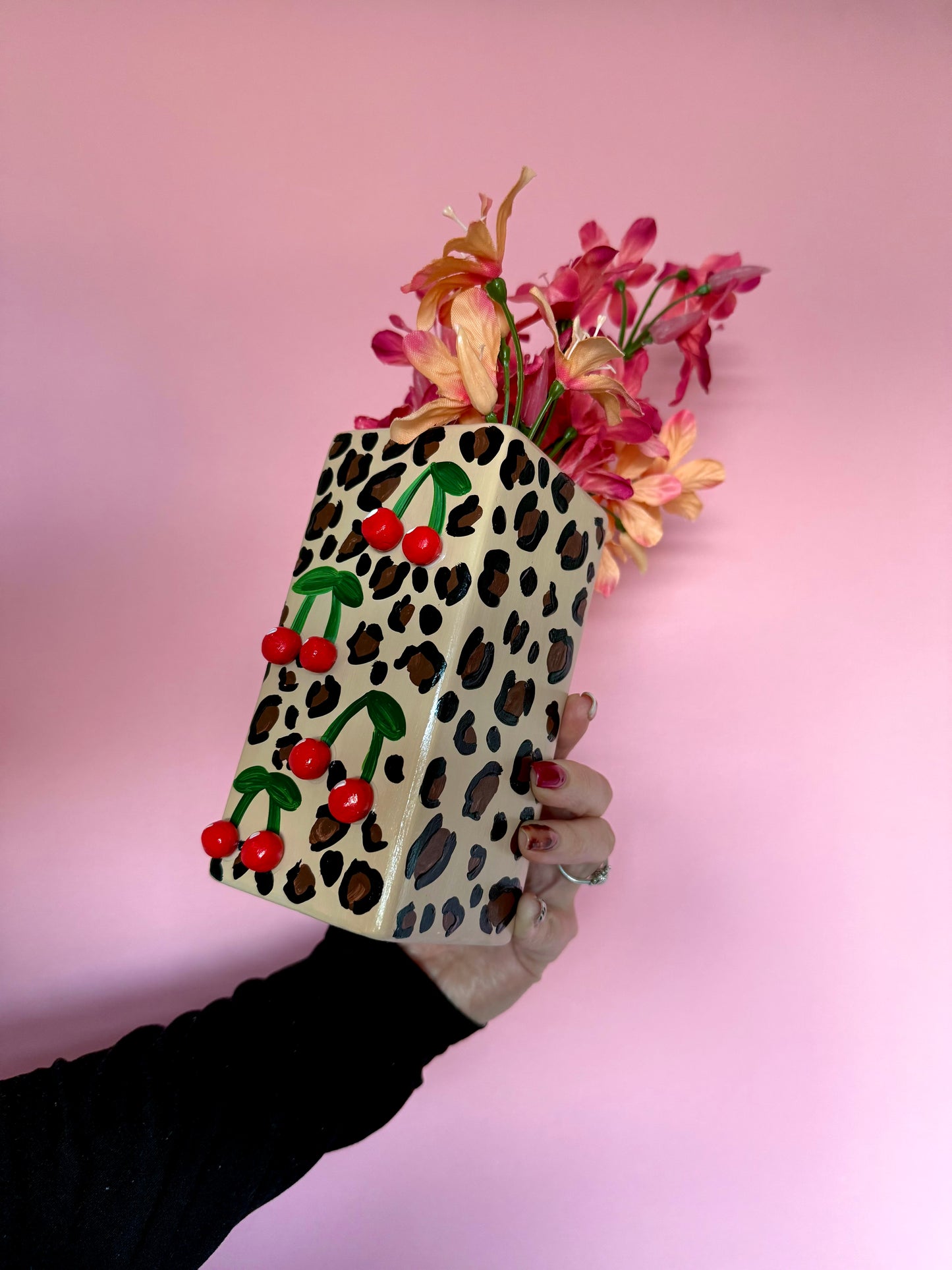 Leopard Mini Cherries Ceramic Vase