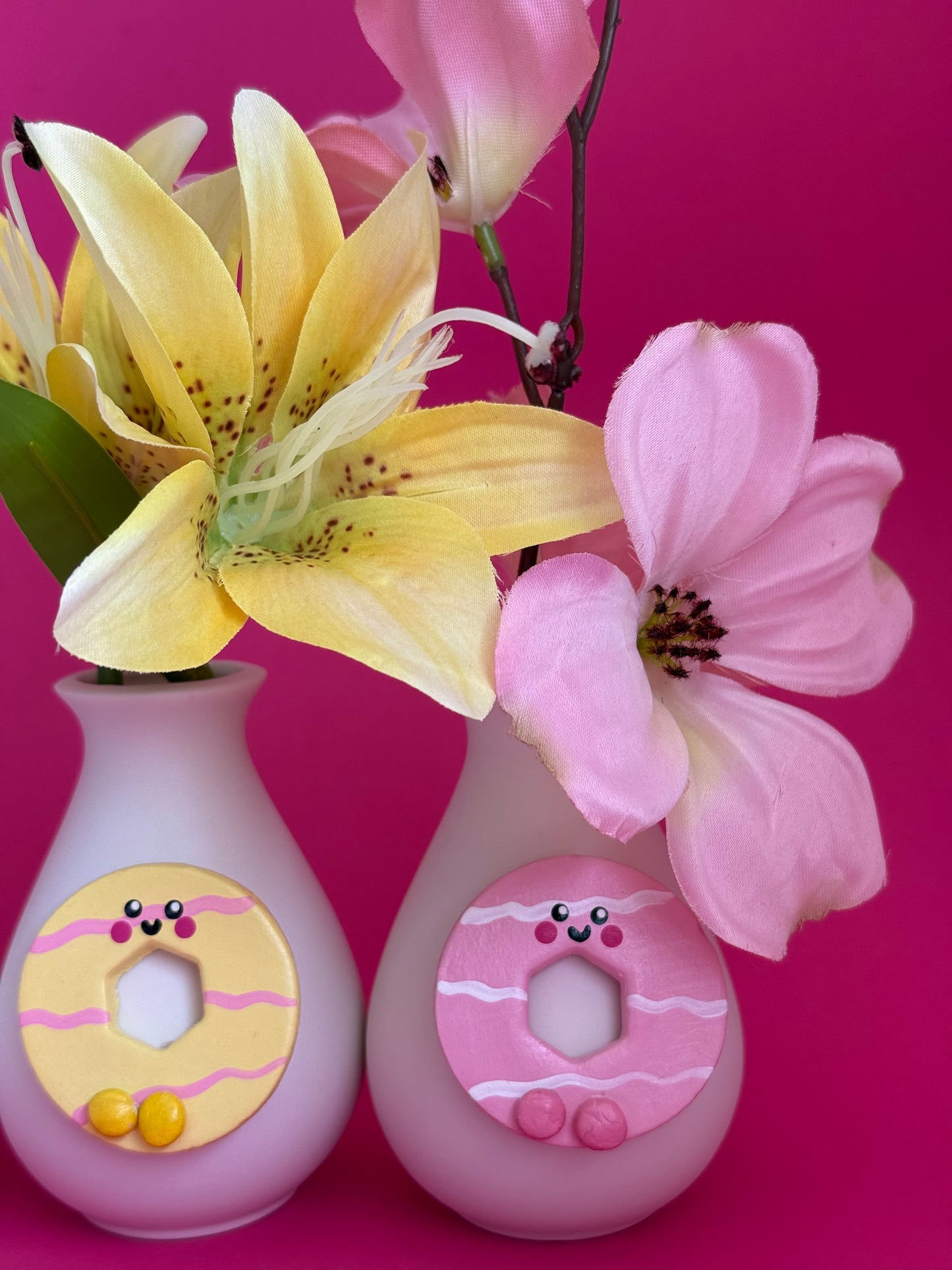 Set of 3 Iced Ring Bud Vases