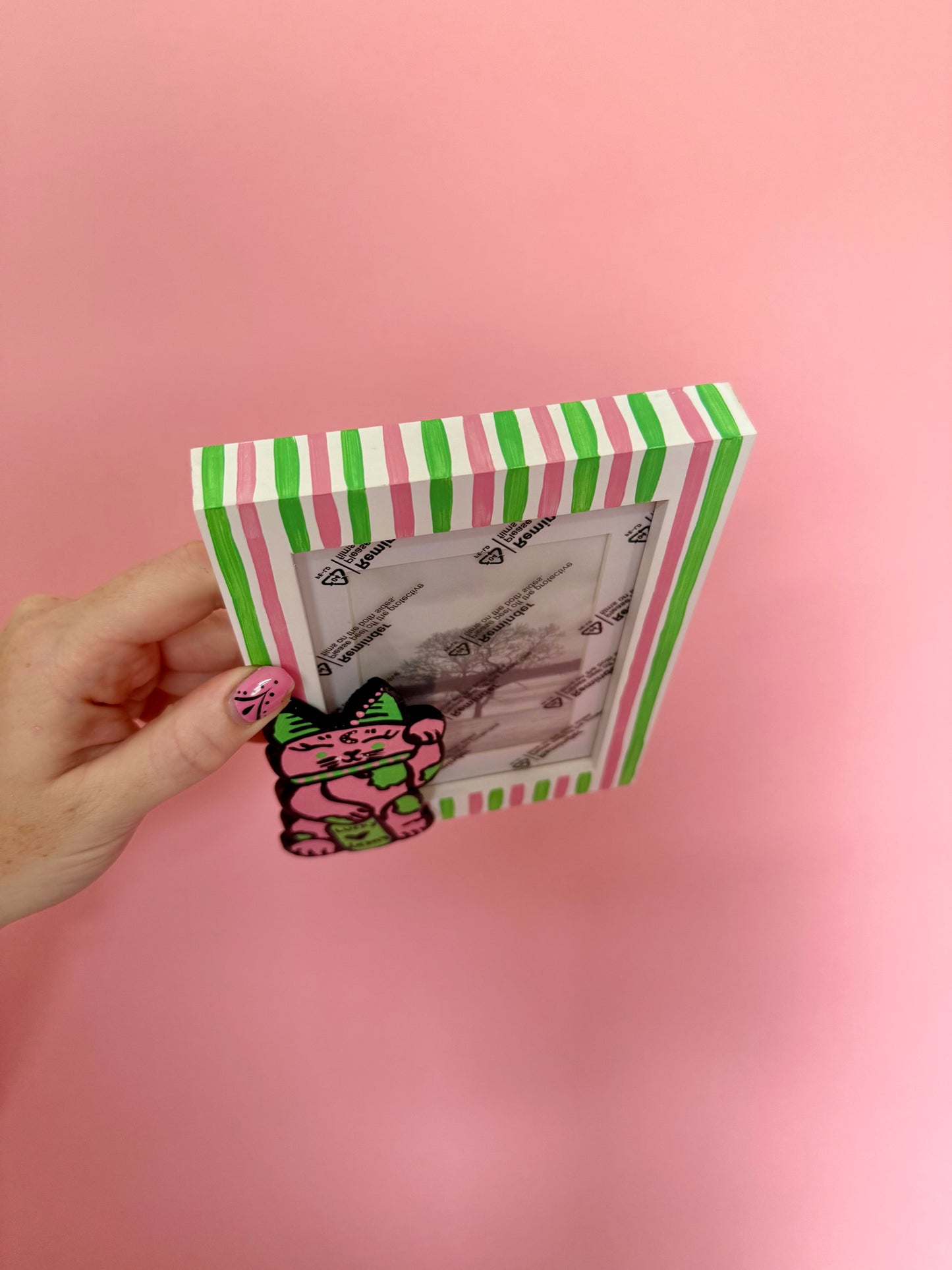 Lucky Cat Photo Frame Maneki Neko Pink & Green Stripe