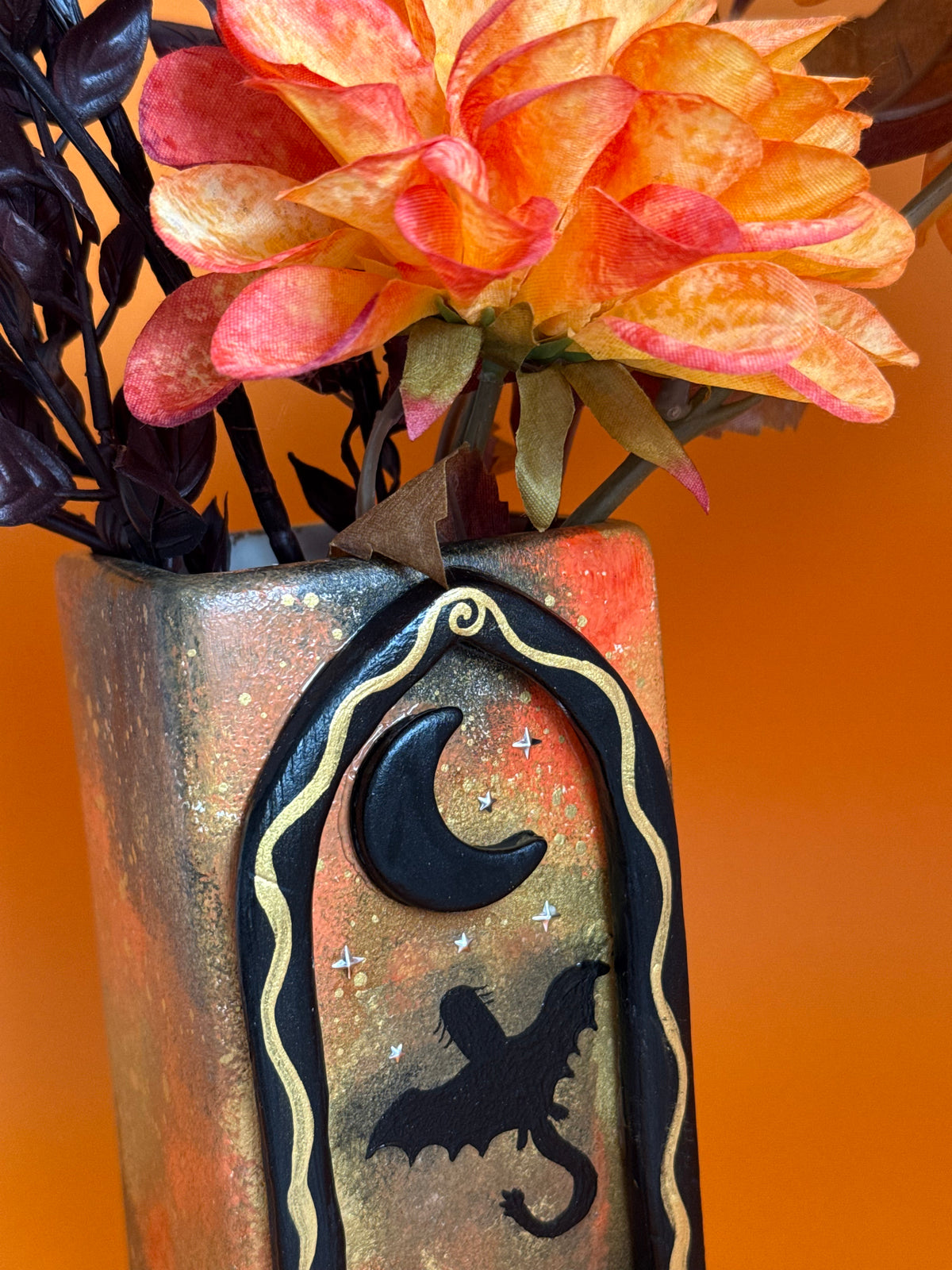 Fantasy Dragon Window Vase Bookshelf