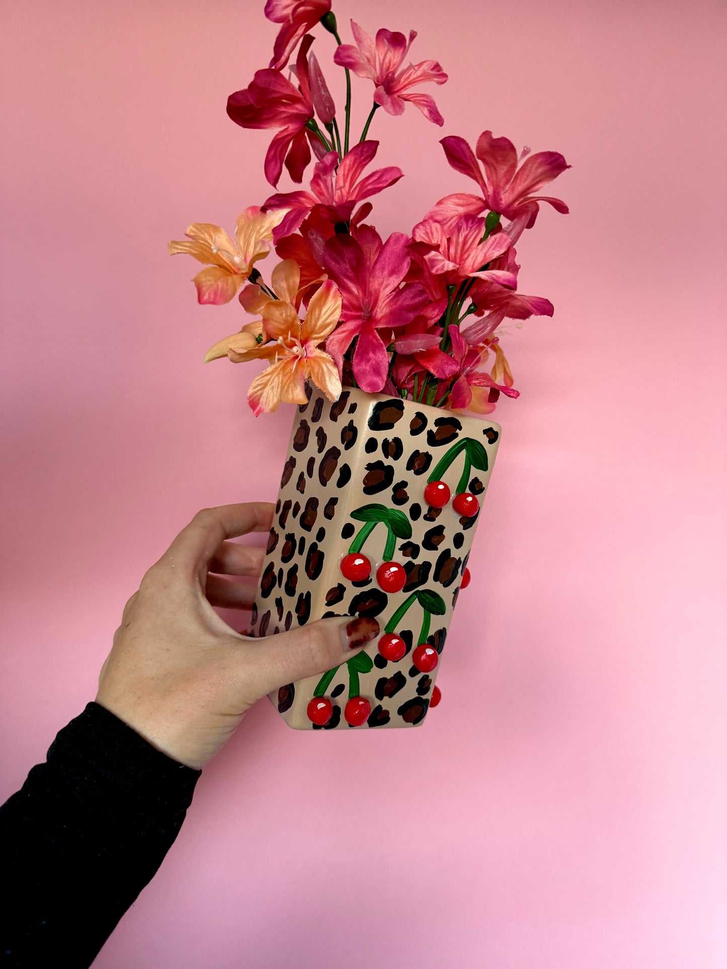 Leopard Mini Cherries Ceramic Vase