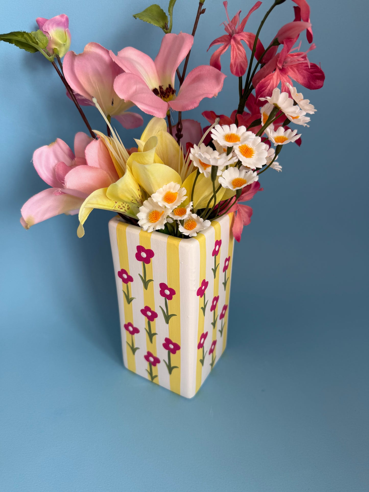 Lemon & Hot Pink Ditsy Flower Ceramic Vase