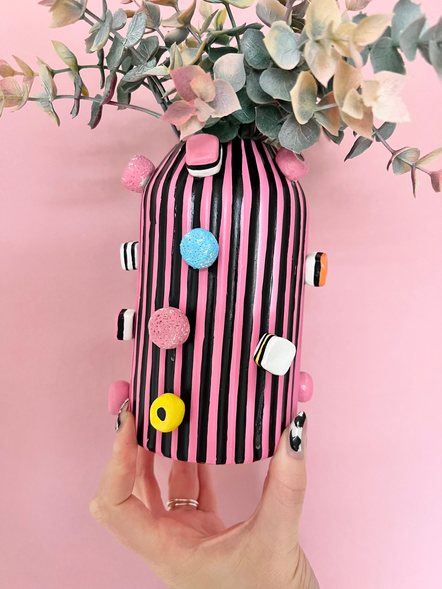 Retro Sweet Stripe Vase Ceramic Pink Black Quirky Colourful Home Decor