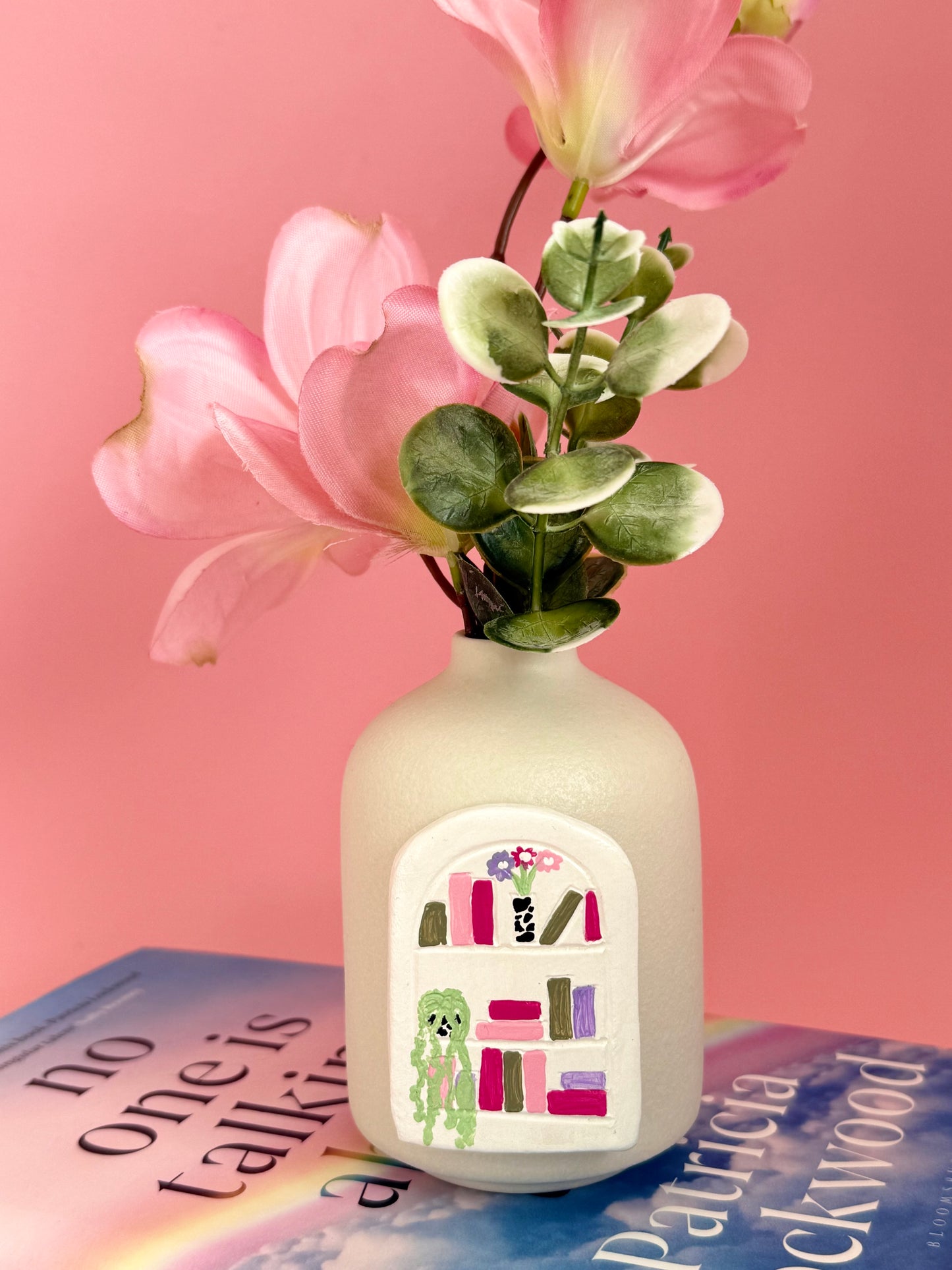 Bookshelf Mini Bud Ceramic Vase