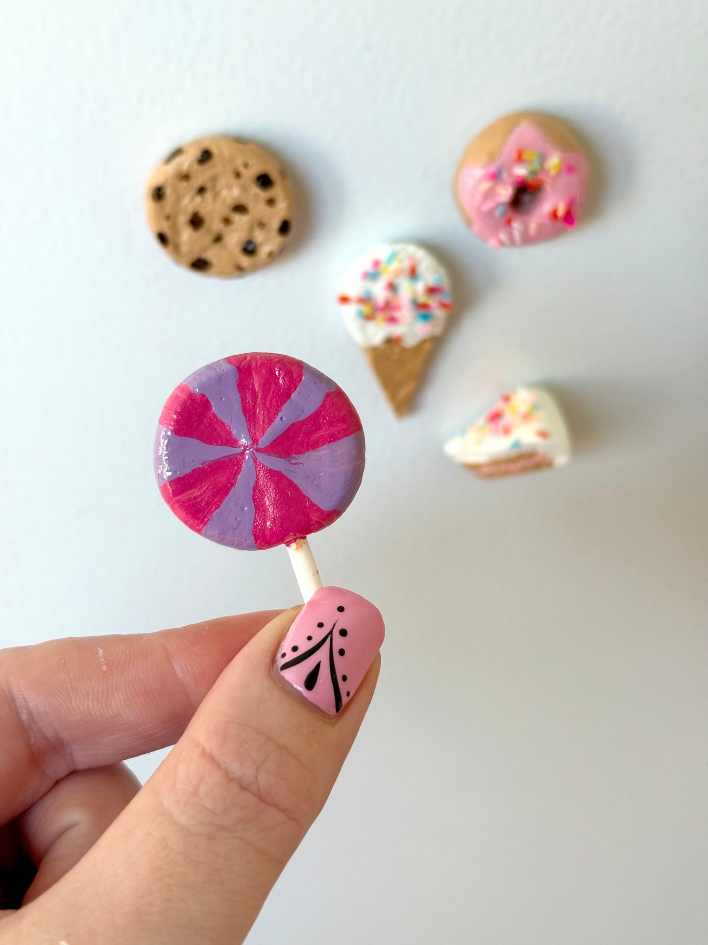 Sweet Treats Magnet Set of 5 Cookie, Cake, Ice Cream, Lolly, Donut Clay Magnets