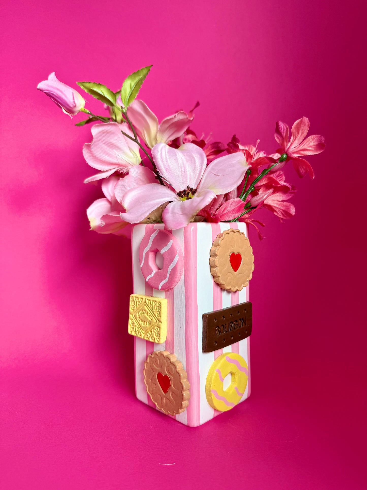 Grandma’s Biscuits Ceramic Vase Square