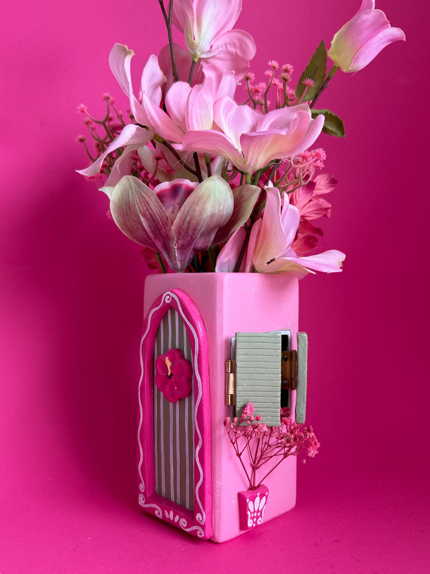 Hibiscus House Interactive Ceramic Vase Handmade