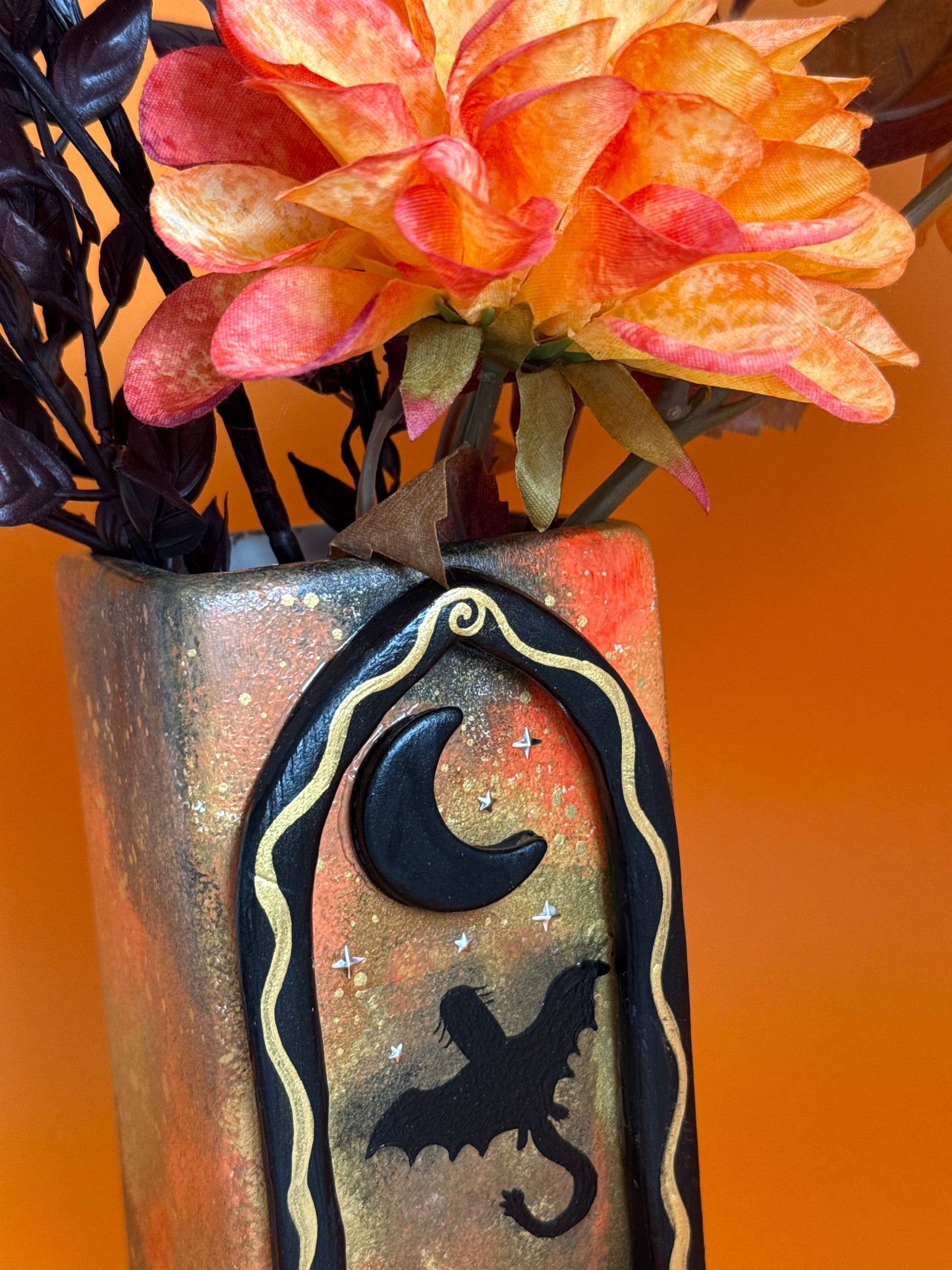 Fantasy Dragon Window Vase Bookshelf