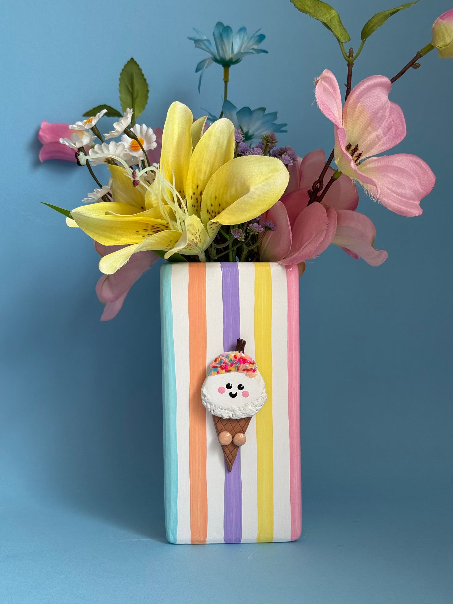 Ice Cream Beach Hut Stripe Ceramic Vase