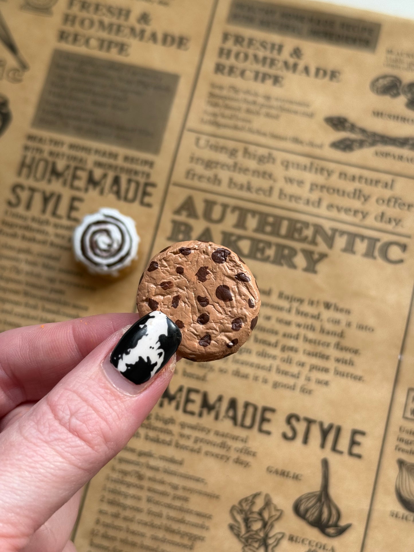 Cafe Magnet Set, Victoria Sponge Slice, Cookie, Cinnamon Swirl Bun