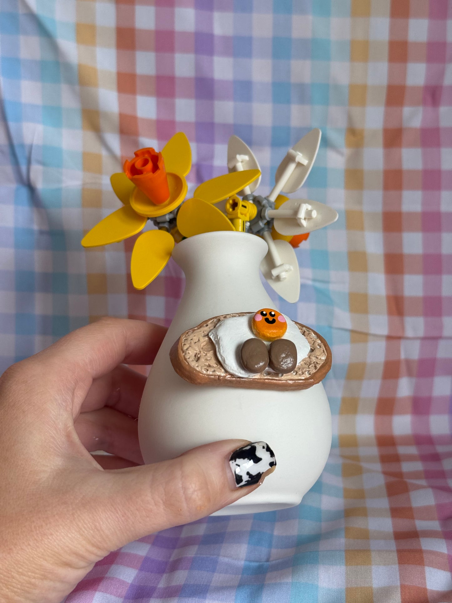 Egg on Sourdough Toast BUDdy Vase