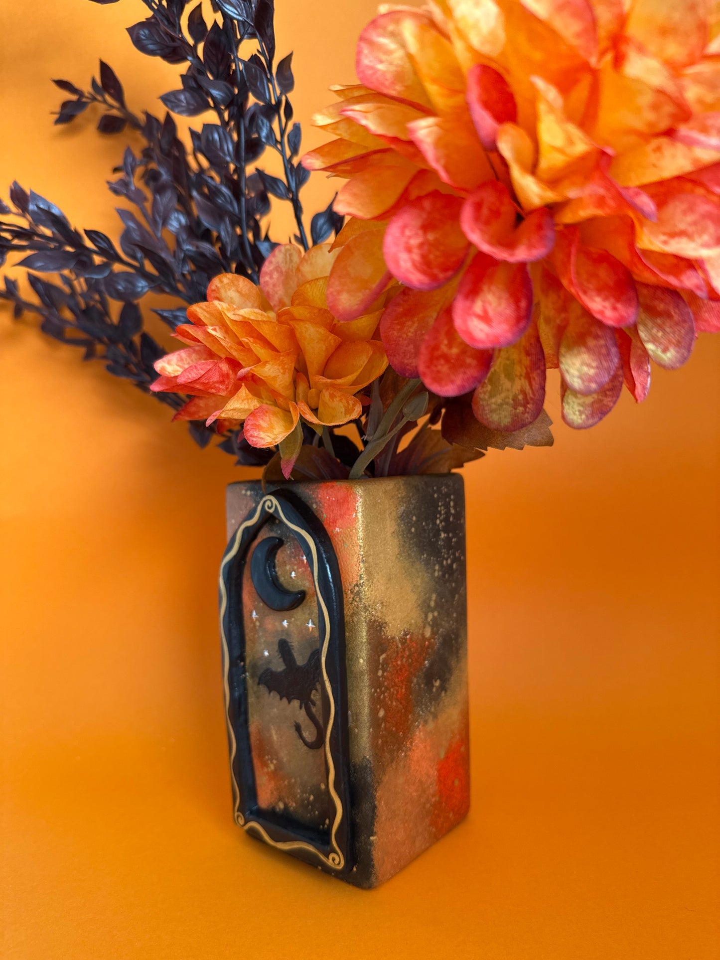 Fantasy Dragon Window Vase Bookshelf