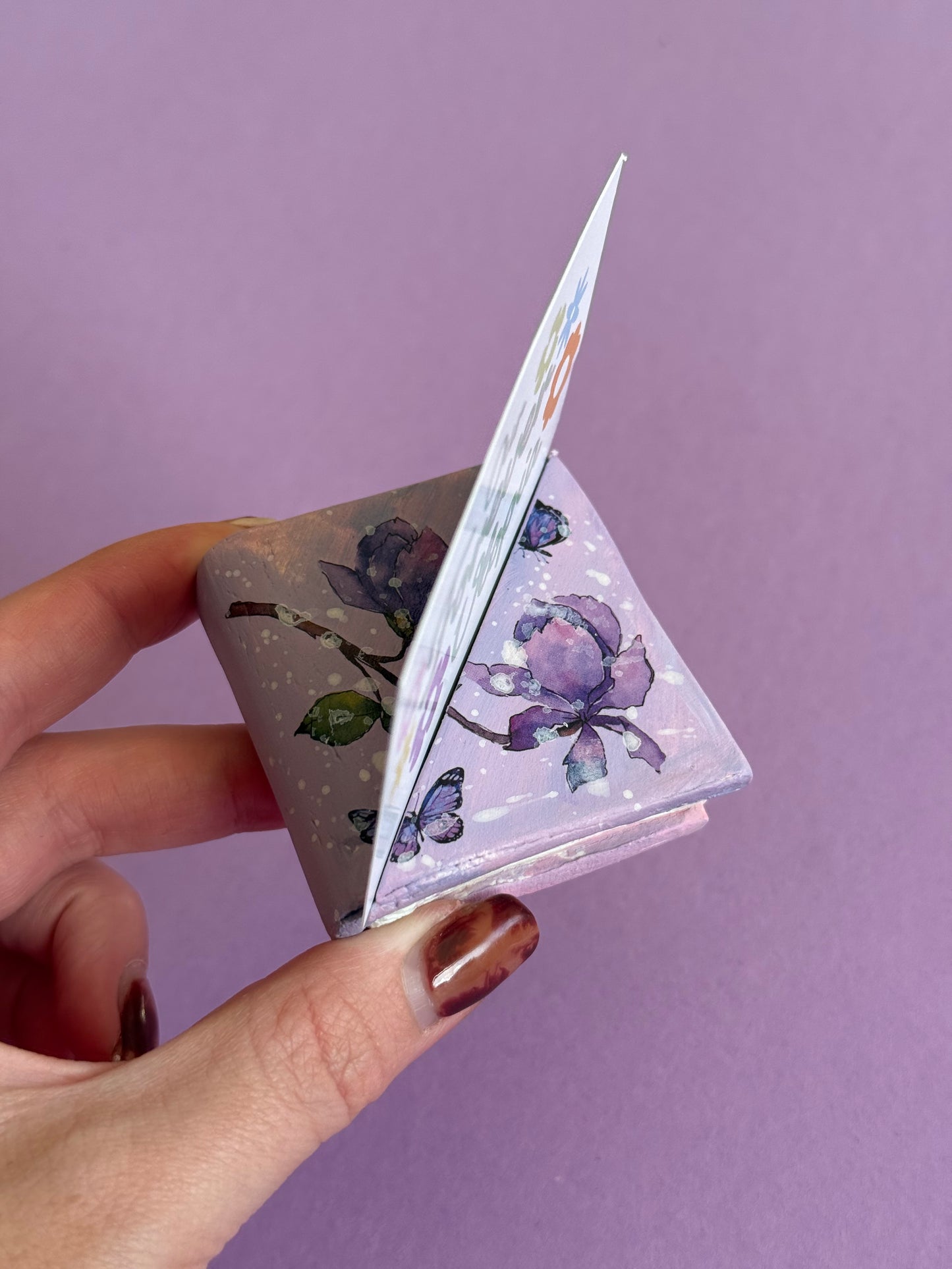 Lilac Flower Book Photo Holder