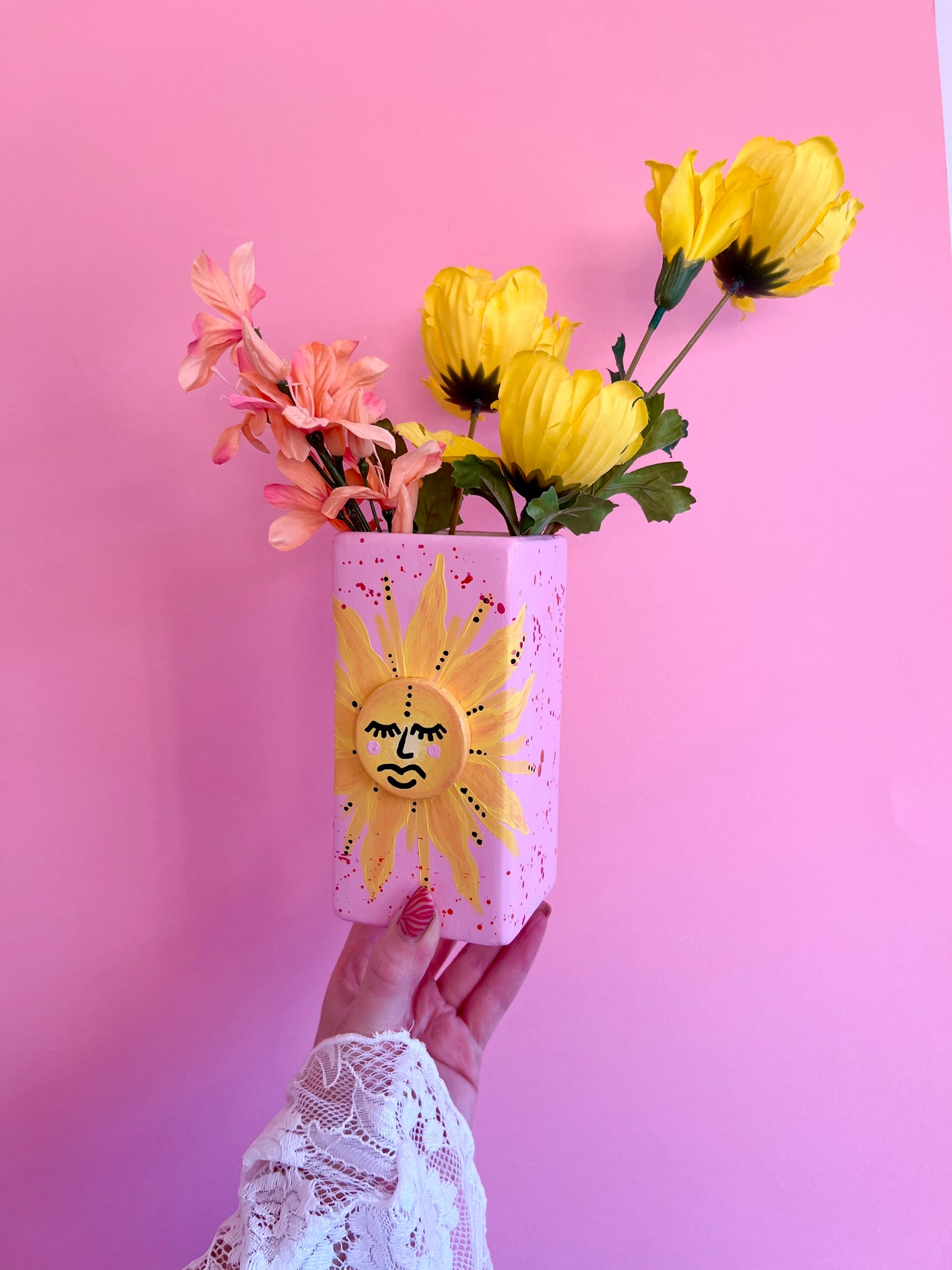 3D Sun Ceramic Vase Pink & Yellow
