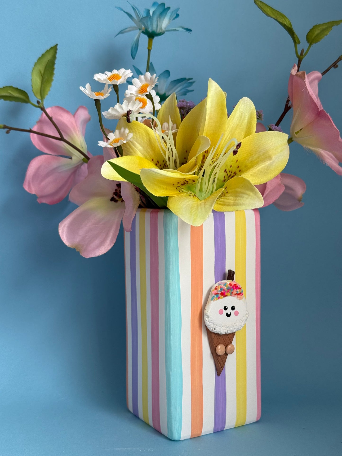 Ice Cream Beach Hut Stripe Ceramic Vase