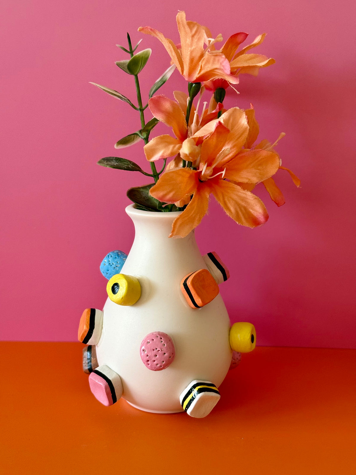 Retro Sweet Bud Vase