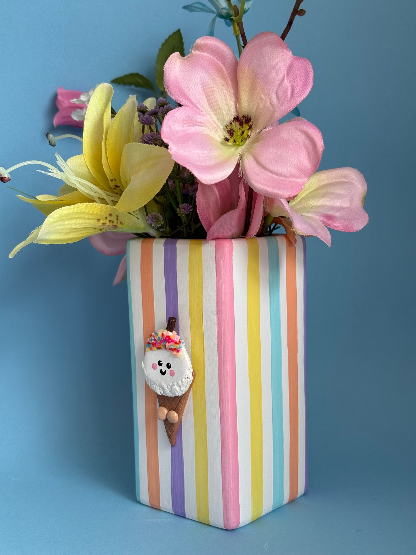 Ice Cream Beach Hut Stripe Ceramic Vase