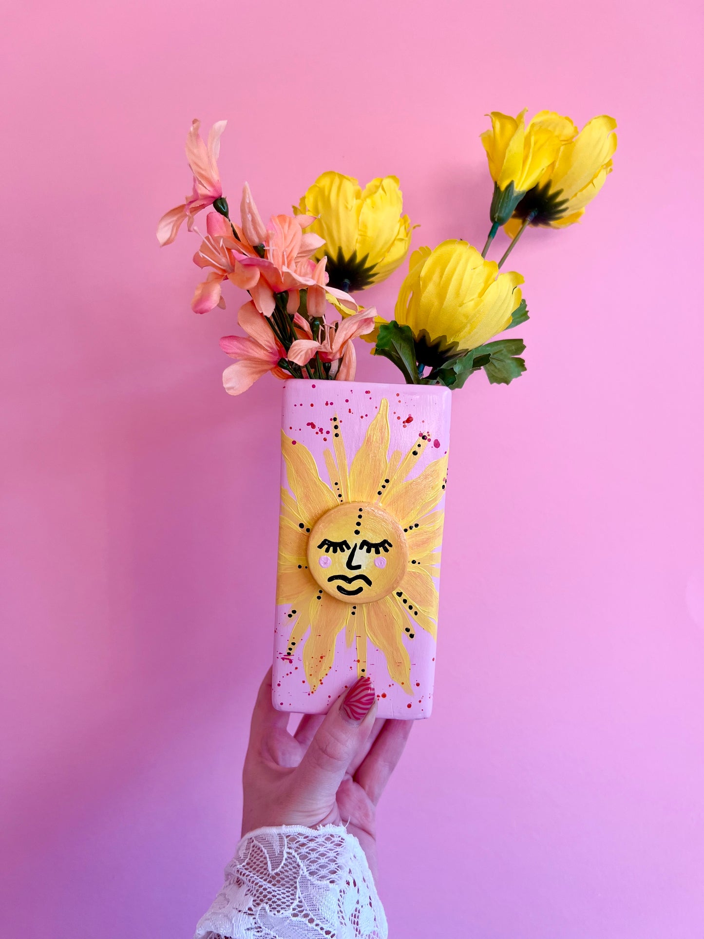3D Sun Ceramic Vase Pink & Yellow