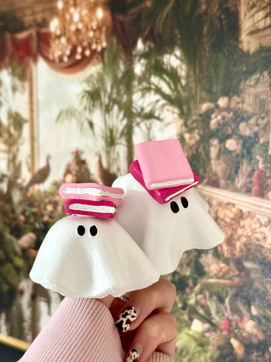 Reading Ghost Bookshelf Ornament