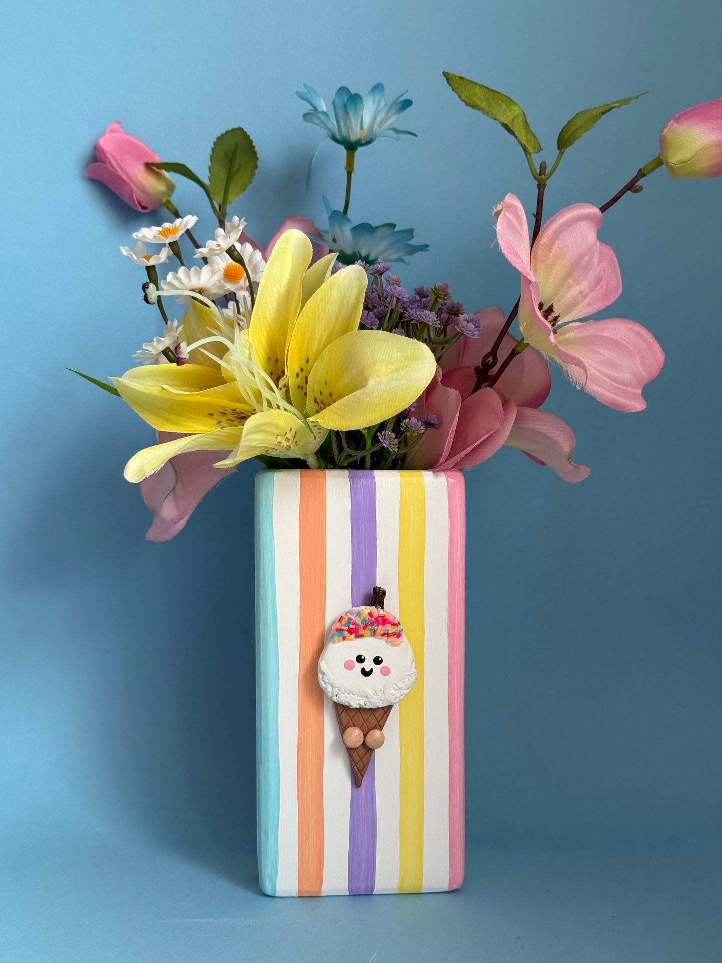 Ice Cream Beach Hut Stripe Ceramic Vase