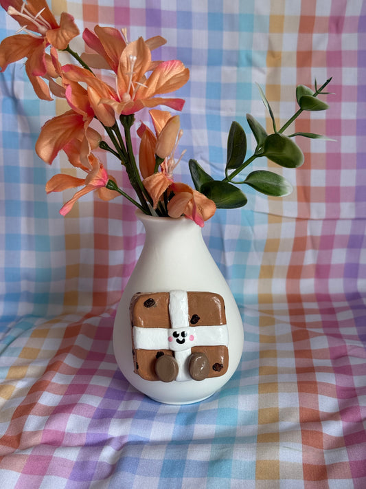 Hot Cross Bun BUDdy Vase