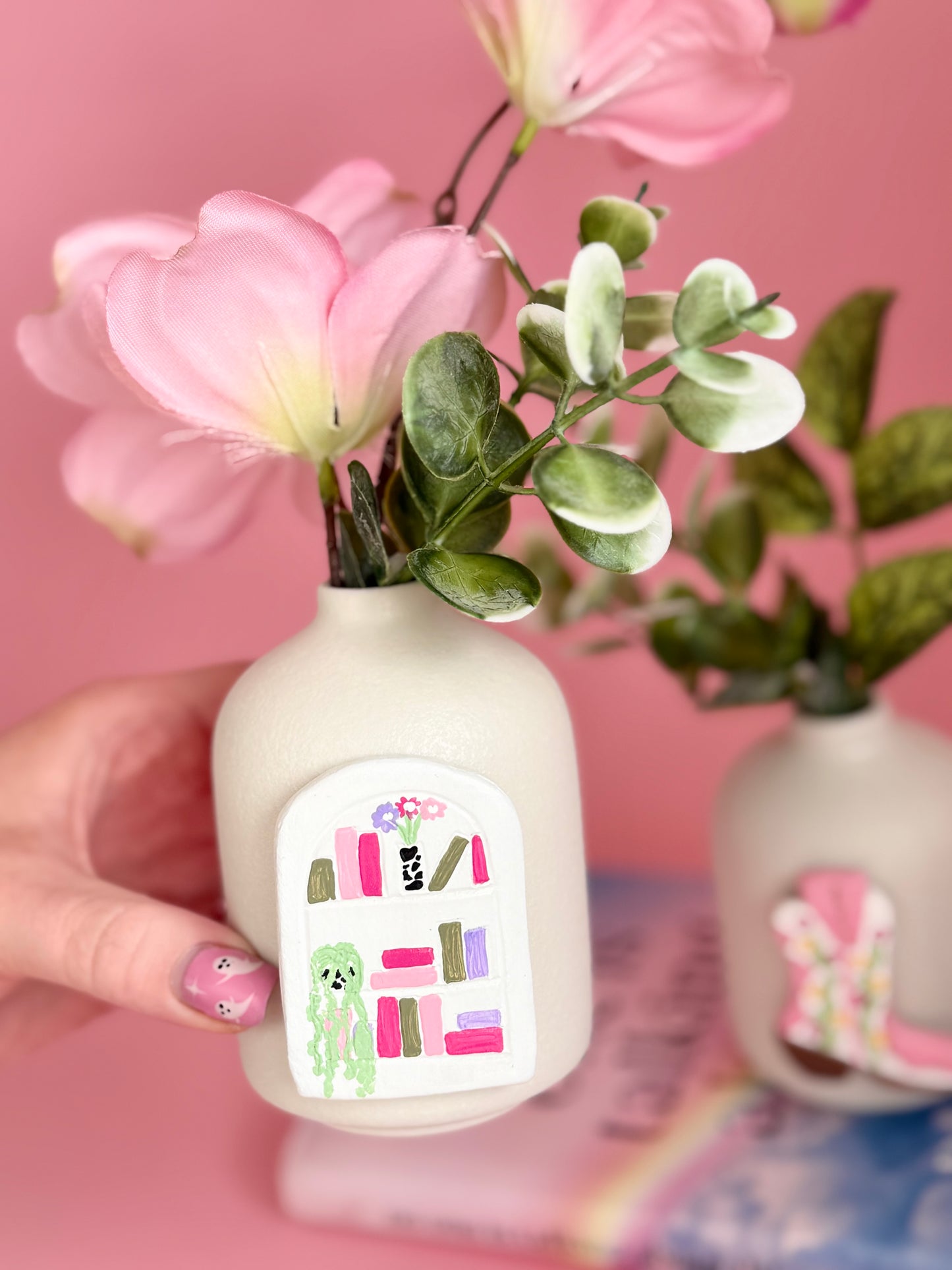 Bookshelf Mini Bud Ceramic Vase