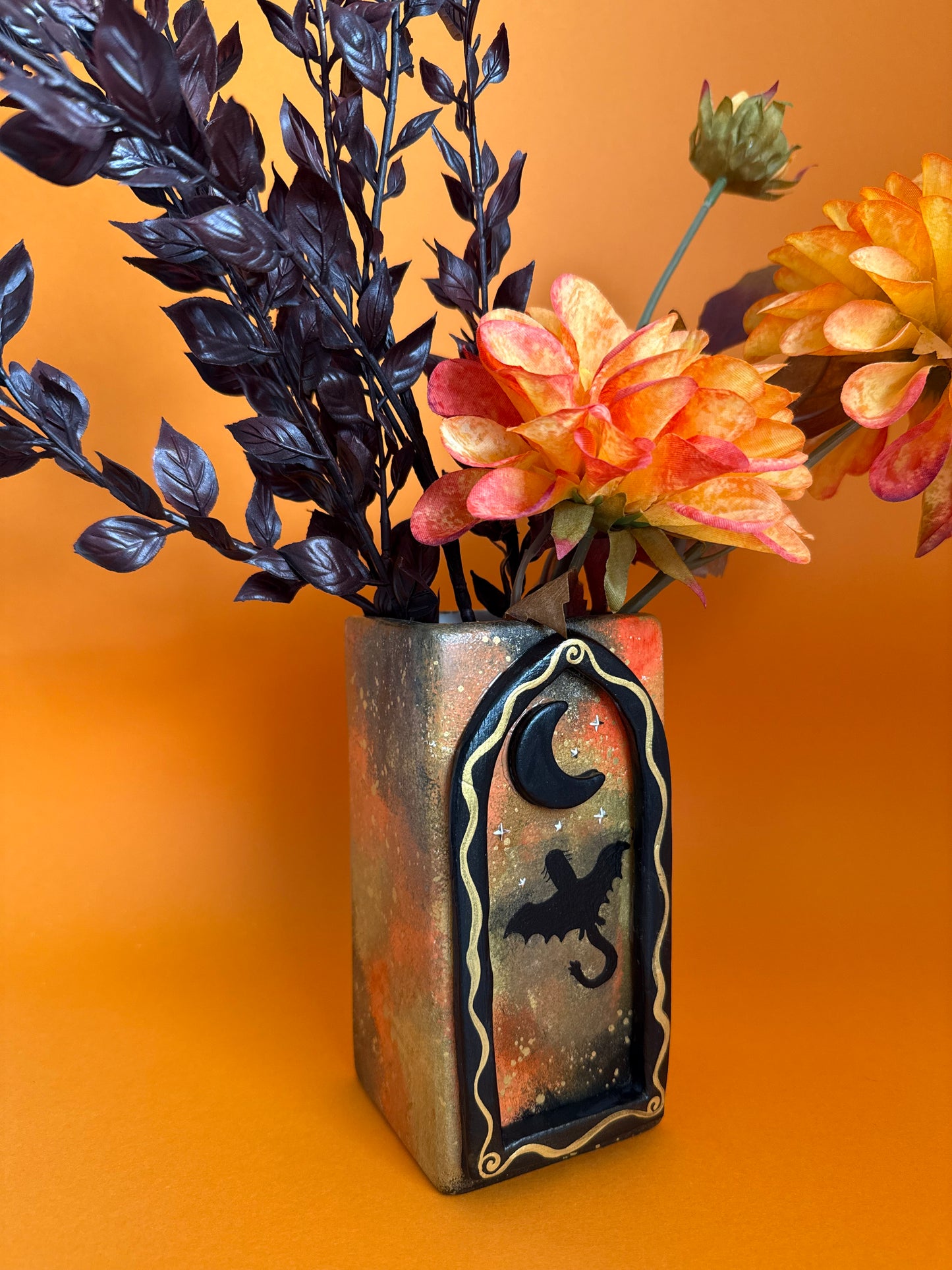 Fantasy Dragon Window Vase Bookshelf