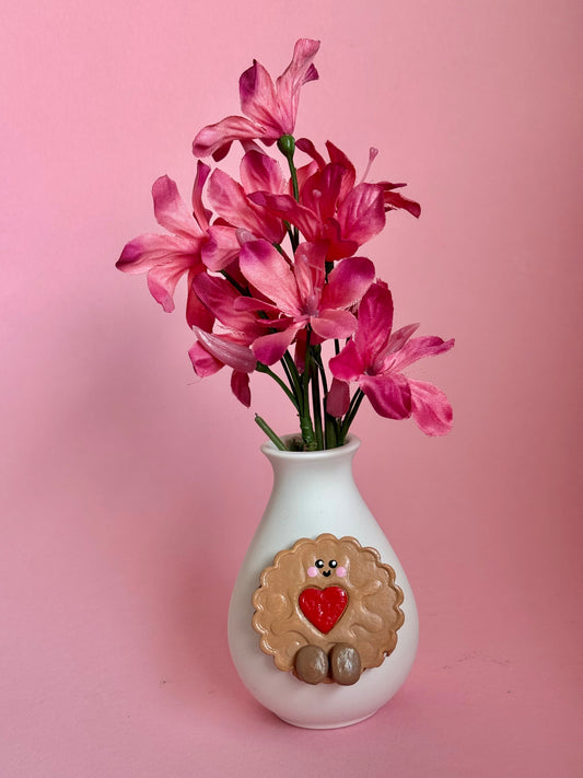 Jam Heart Biscuit Bud Vase